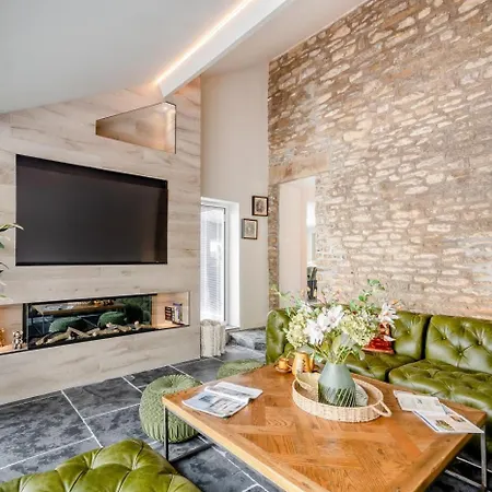 4 Bed In Oc-l29736