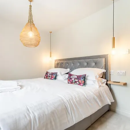 4 Bed In Oc-l29736 Helmsley