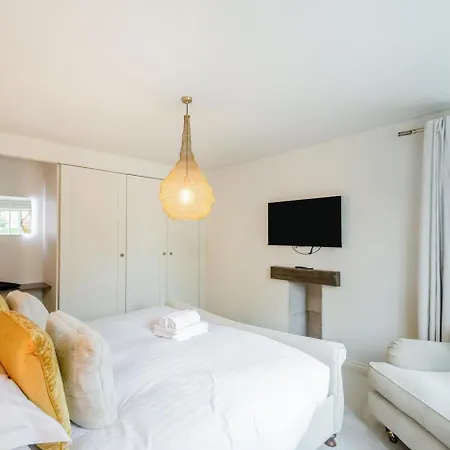 4 Bed In Oc-l29736 *